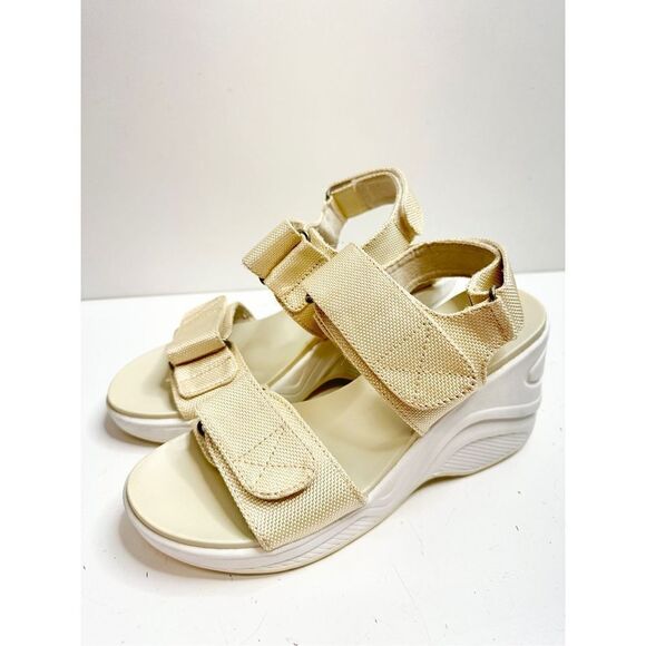 Blondo‎ Sandals Womens Size 7 Cream Martha Waterproof Chunky Heel Wedges - Picture 1 of 9